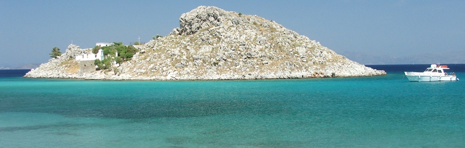 Agia Marina Plajı